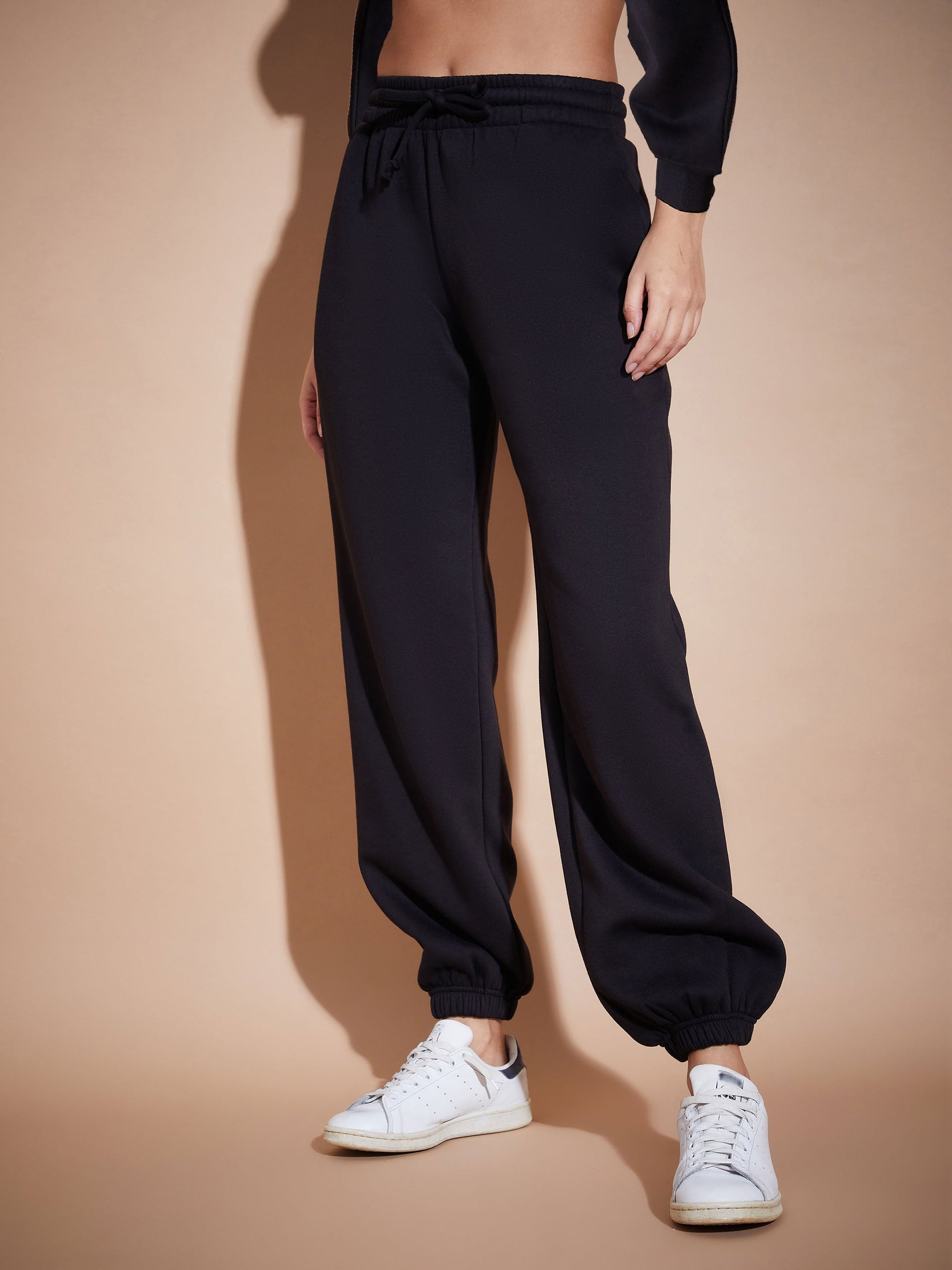 Buy Black Premium Fleece Baggy Joggers Online At Best Price