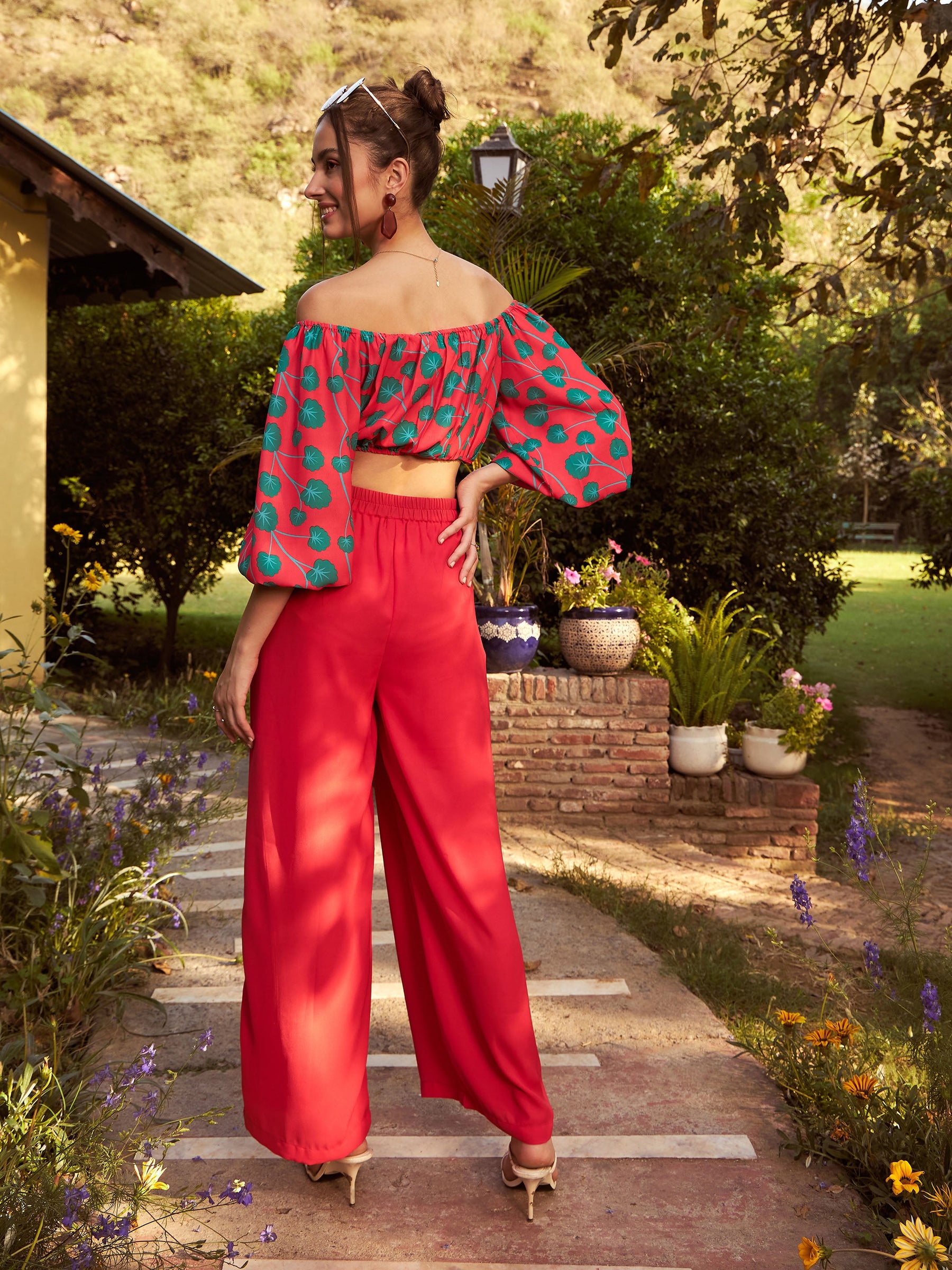 Buy Jaipur Kurti Women Pink Embroidered Straight Chanderi Kurta with Pants  Online.