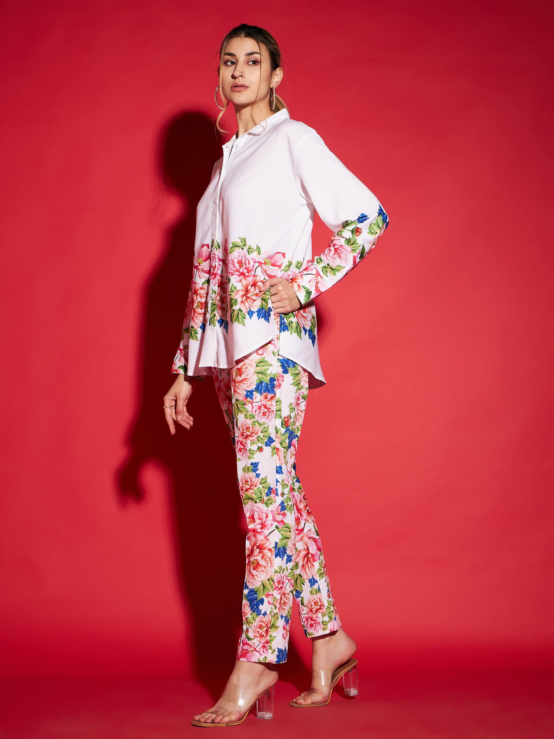 White Floral Oversized Shirt With Tapered Pants-SASSAFRAS