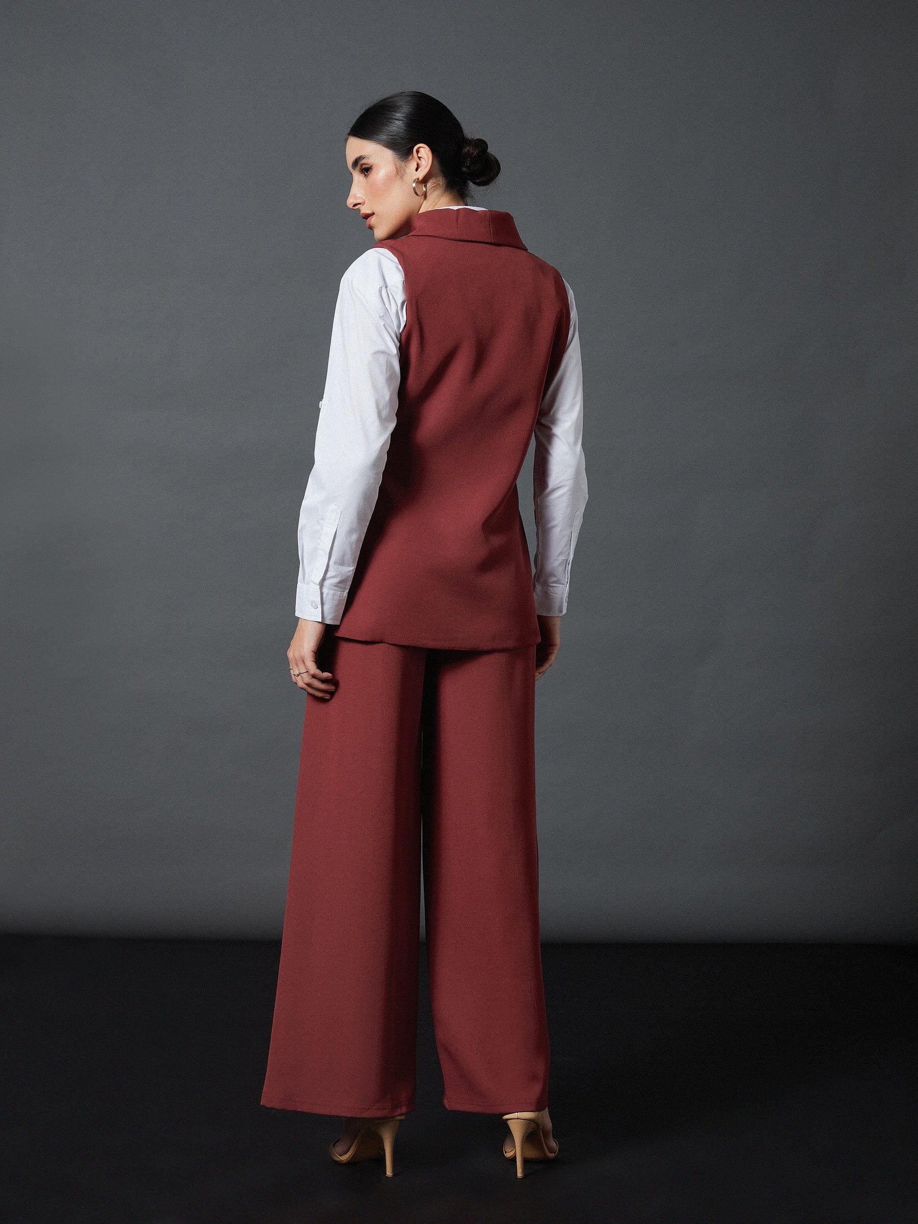 Rust Sleeveless Blazer With Darted Palazzo Pants-SASSAFRAS worklyf