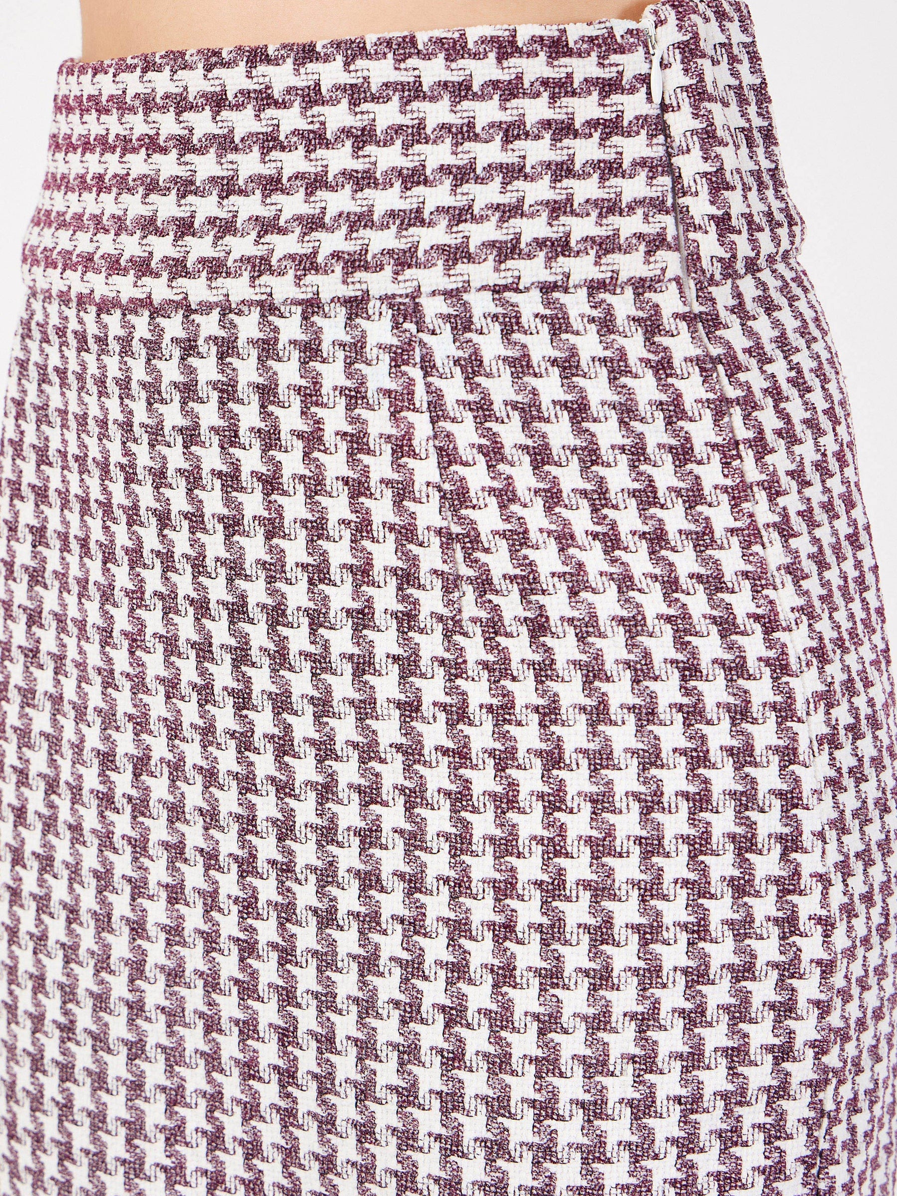 Burgundy Geometrical Jacquard Tweed Pencil Skirt-SASSAFRAS