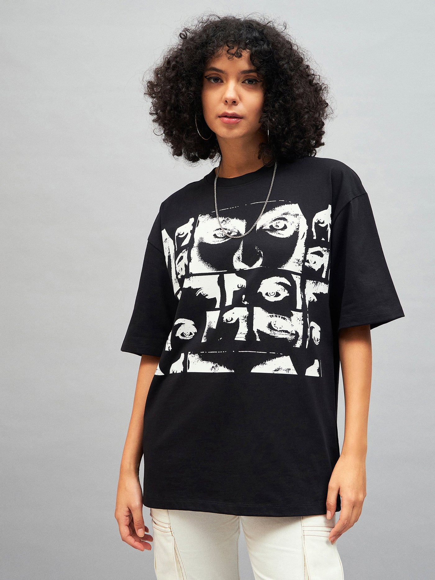 Black Retro Photographic Print Oversized T-shirt-SASSAFRAS