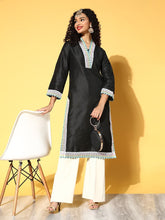 Women Black Contrast Lace Detail Straight Kurta-Kurtas-SASSAFRAS