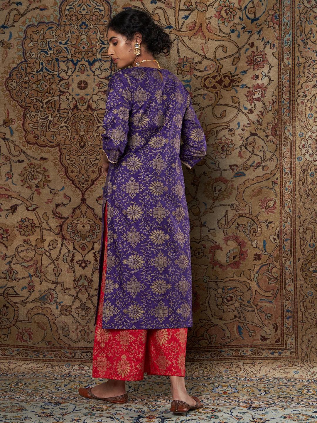 Women Purple Brocade Floral Straight Kurta