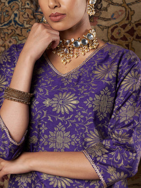 Women Purple Brocade Floral Straight Kurta