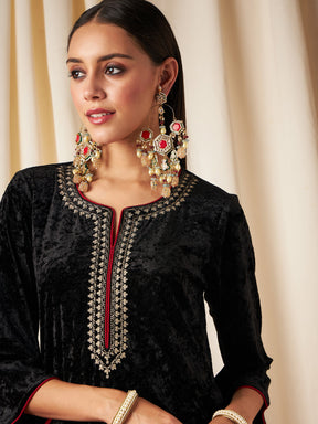 Black Velvet Straight Kurta-Shae by SASSAFRAS