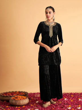 Black Velvet Sequence Embroidered Short Kurta-Shae by SASSAFRAS