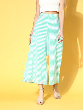 Women Green Lehariya Ankle Length Palazzo Pants