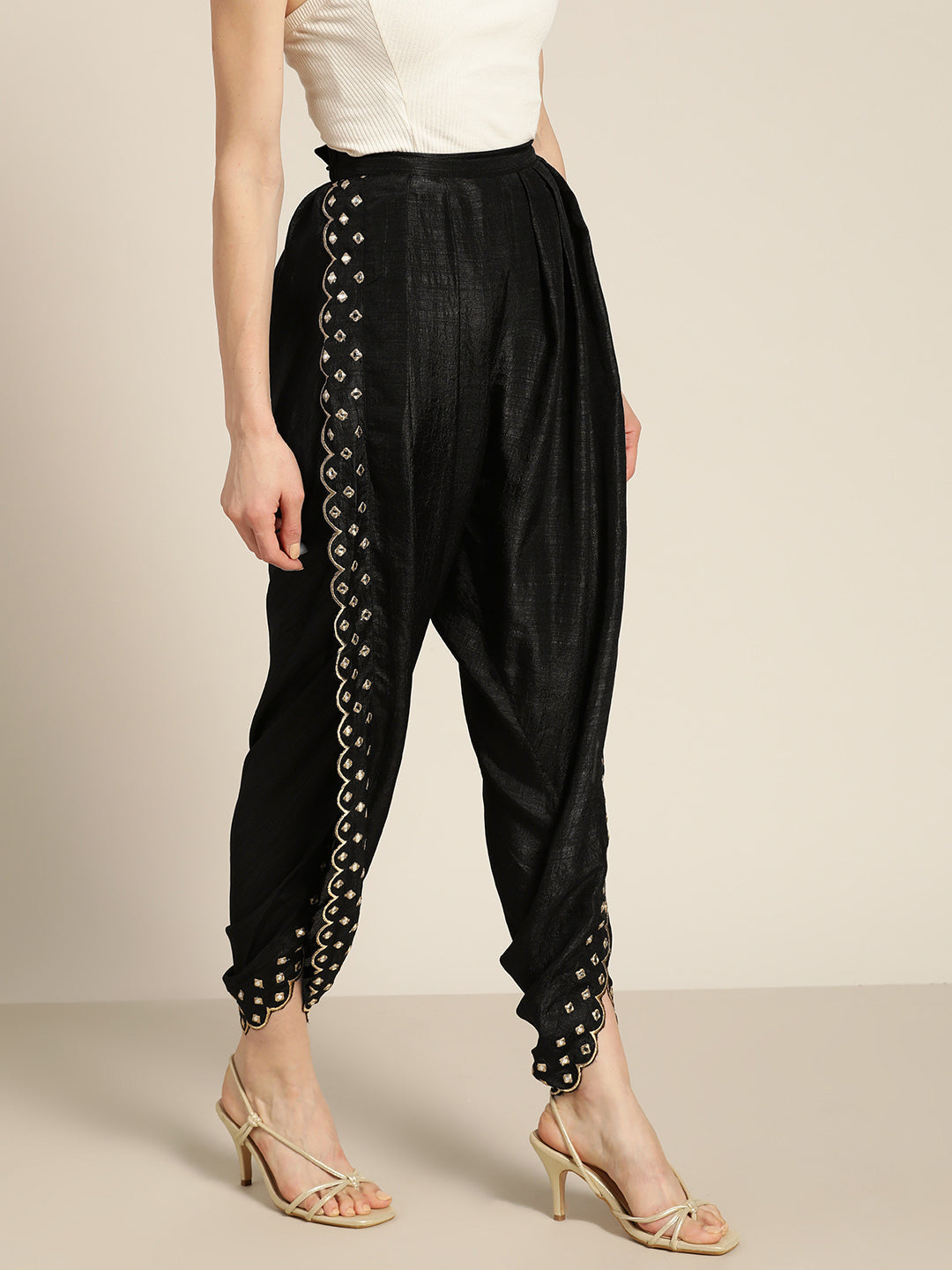 EMBROIDERED BLACK INDO WESTERN DHOTI PANT
